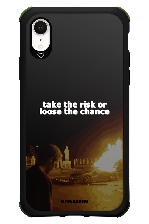 RISK - Apple iPhone XR