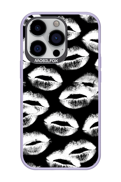 Ghost Kiss Black - Apple iPhone 13 Pro