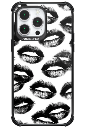 Ghost Kiss - Apple iPhone 14 Pro Max