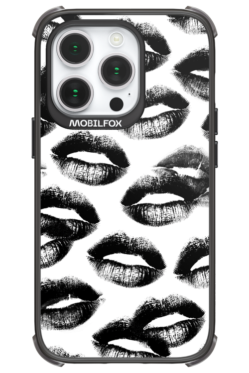 Ghost Kiss - Apple iPhone 14 Pro
