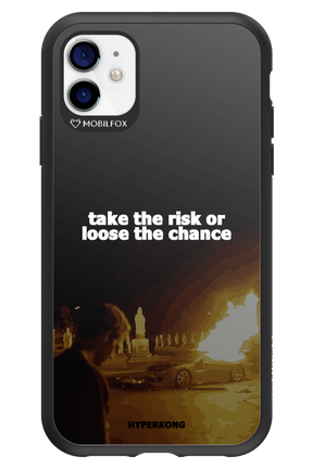 RISK - Apple iPhone 11