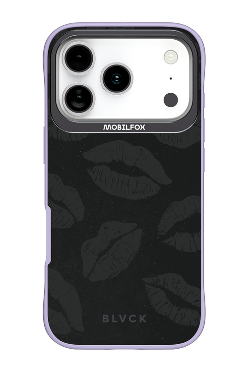 Dark Lips - Apple iPhone 17 Pro